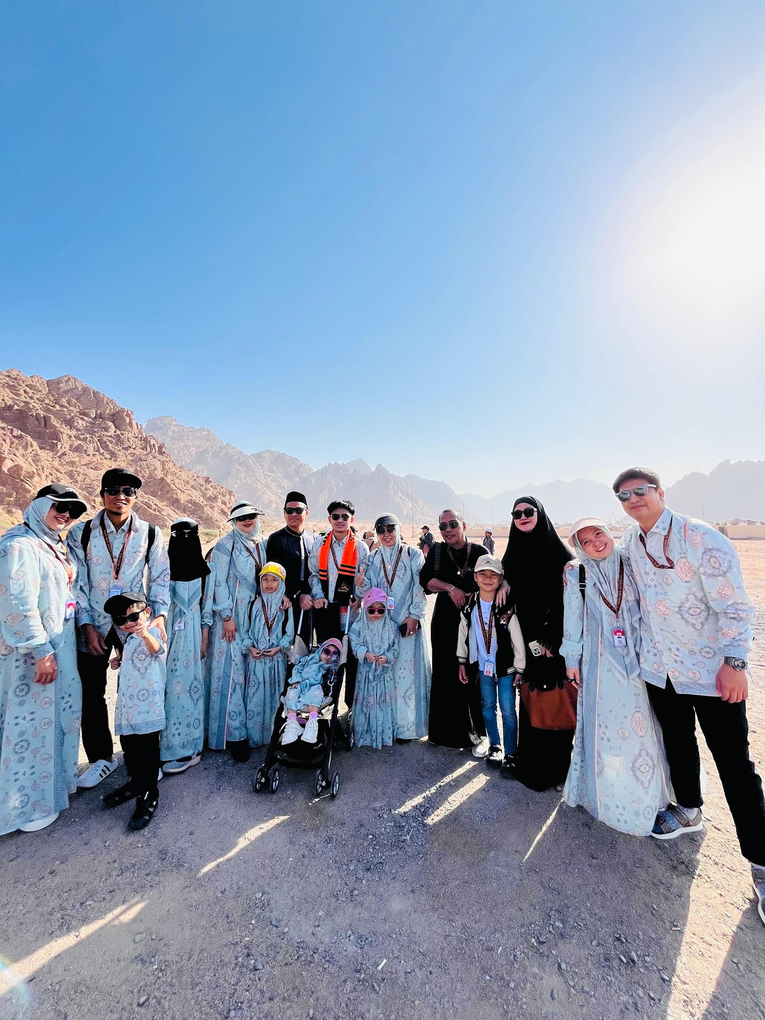 Jamaah Ali Tour di Masjid Nabawi
